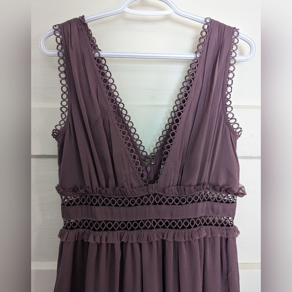 ASOS DESIGN lace insert midi dress with ruffle detail in mauve - Picture 6 of 7